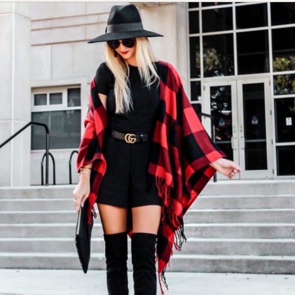 Last 1 New Cozy Soft Chic Plaid Fringe Poncho Ruana - Picture 6 of 10